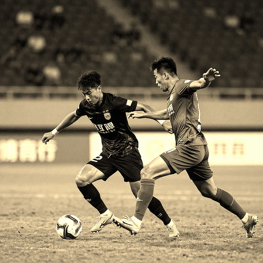 Thị trường chuyển nhượng V.League: thứ đắt nhất không phải tiền đạo ngoại, mà là một tấm hộ chiếu