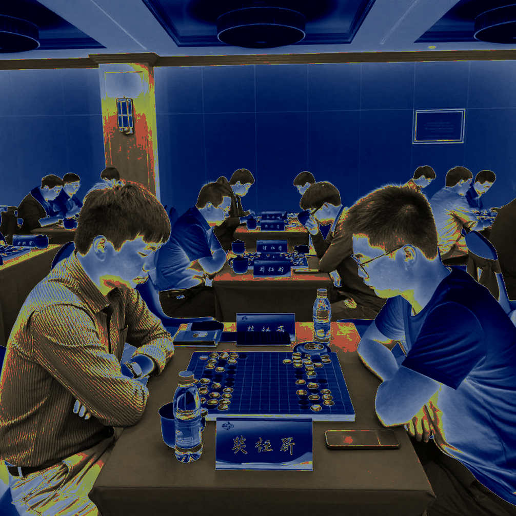 Chín lớp dữ liệu phía sau một bản tin chuyển nhượng esports