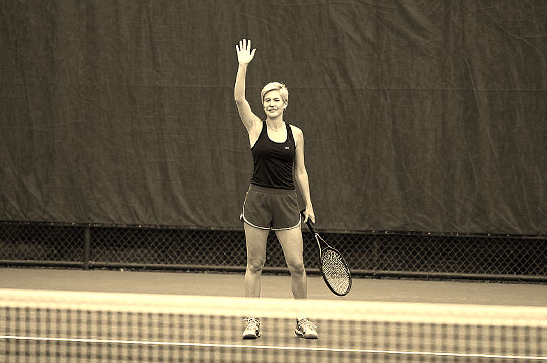 China Open: Bartunkova tạo địa chấn trước Sabalenka, Muchova run rẩy đi tiếp, Alexandrova thống trị cuộc chơi giao bóng