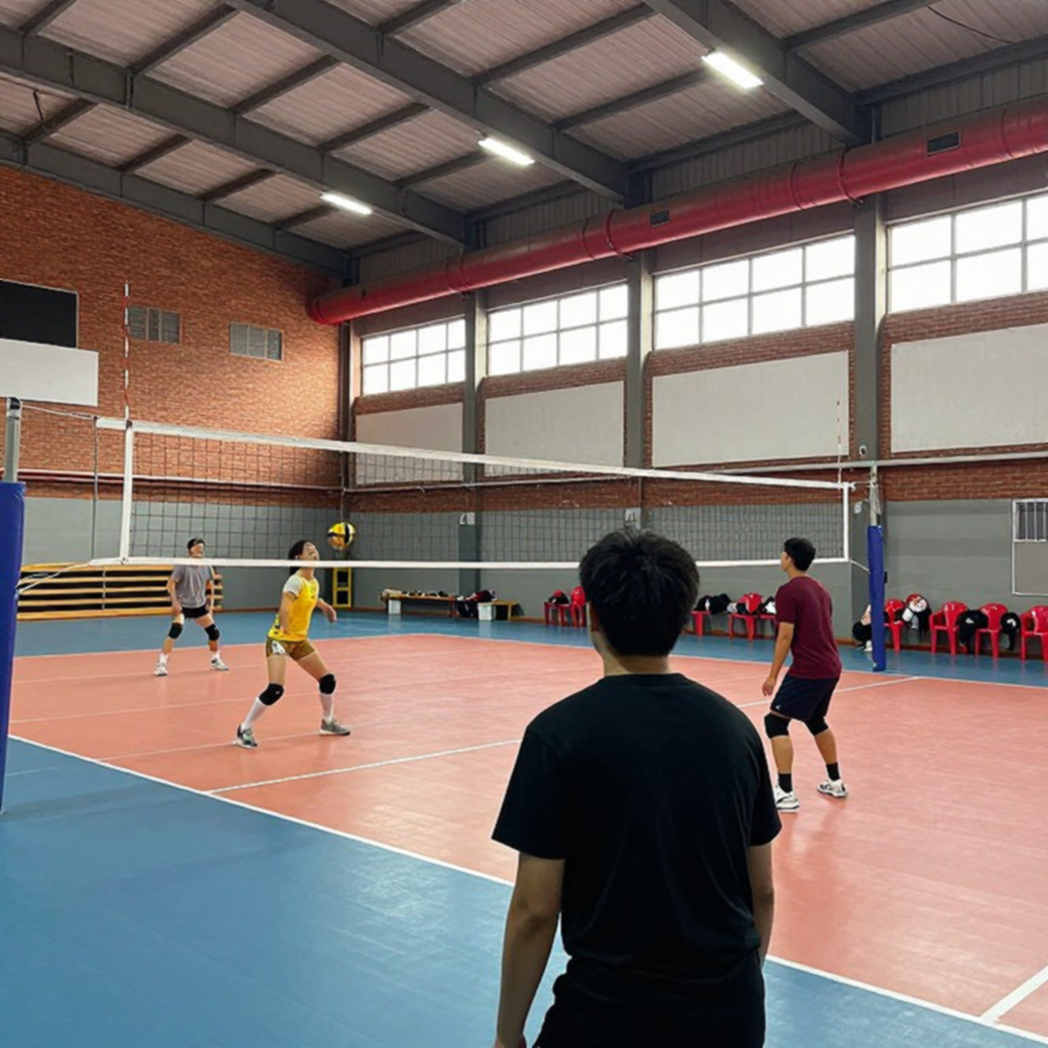 Efeler và ván bài cuối: Khi Romania khóa chặt biến thể tấn công của Thổ Nhĩ Kỳ tại EuroVolley 2026