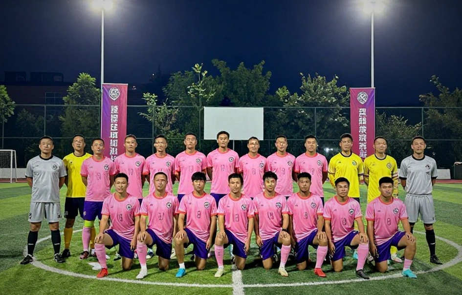 Bốn chiếc cúp cách biệt một bàn: bản kiểm kê bốn năm của bóng đá Việt Nam