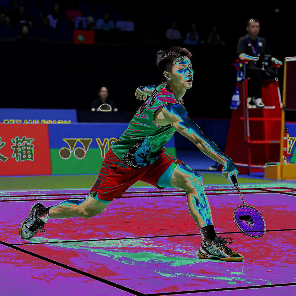 Sindhu thắng hiệp một 21-11, rồi Chen Yufei đọc lại toàn bộ cuộc chơi