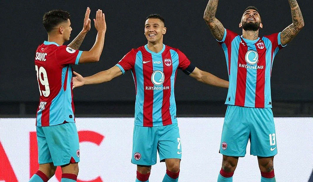 Clásico Nacional: tiếng hát trên khán đài và ô trống trong bảng dữ liệu