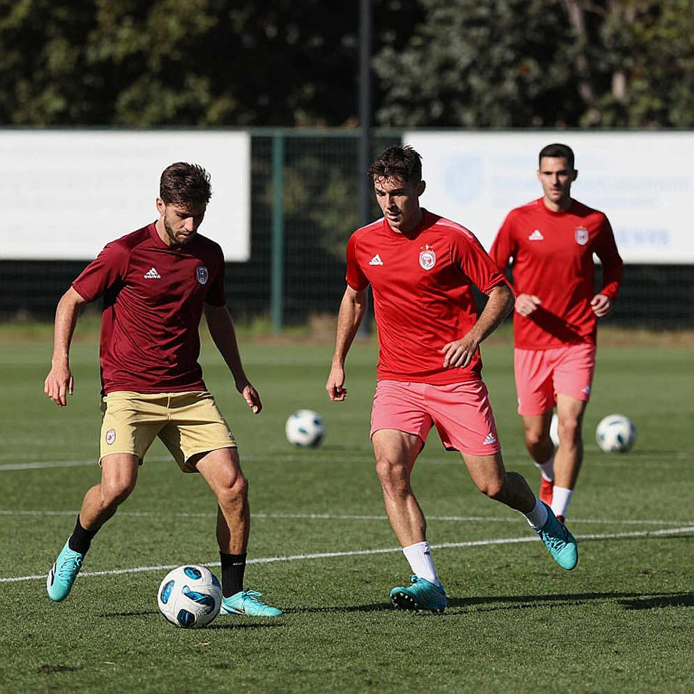 Clásico Nacional: tiếng hát trên khán đài và ô trống trong bảng dữ liệu Clásico Nacional: tiếng hát trên khán đài và ô trống trong bảng dữ liệu