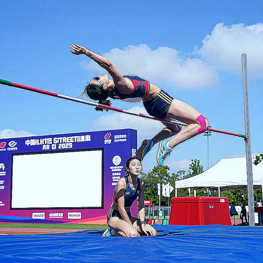 Van Trang Triumphs Top 1 Female 42km at Y Ti Golden Run 2026: Running on Feet, Not on Gossip Van Trang Triumphs Top 1 Female 42km at Y Ti Golden Run 2026: Running on Feet, Not on Gossip