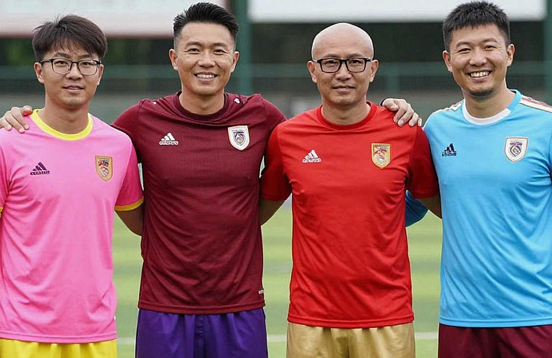 Từ “cạnh tranh” bị bơm thành “chinh phục”: phiên tòa tin đồn Curtis Jones và Inter Milan