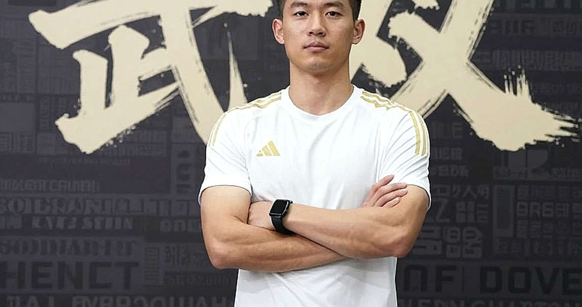 Cuộc đua 10 mét giữa Mai Trung và Đan Quyết: Đọc VM Nghệ An 2026 qua lăng kính dữ liệu và tâm lý bền bỉ Cuộc đua 10 mét giữa Mai Trung và Đan Quyết: Đọc VM Nghệ An 2026 qua lăng kính dữ liệu và tâm lý bền bỉ